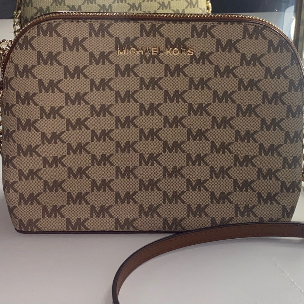 Michael Kors Crossbody Bag